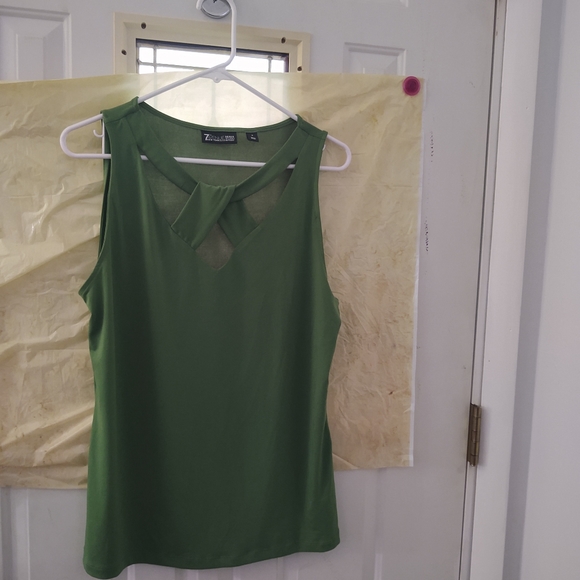 7th Avenue design Studio New York & Company - Picture 1 of 6